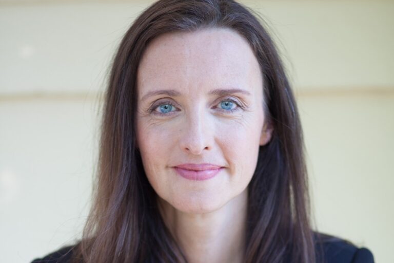 Portrait de Beate Mayr-Kniescheck